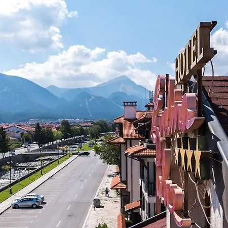 埃维莉娜宫殿酒店 酒店 4*