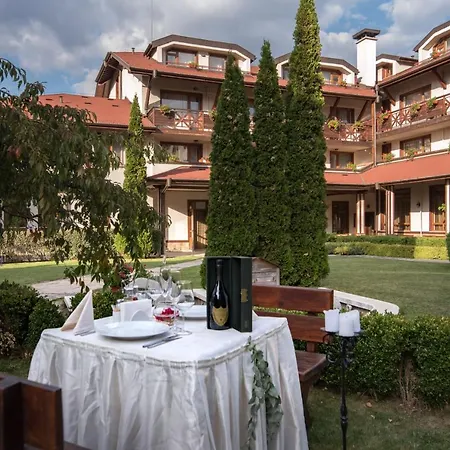 埃维莉娜宫殿酒店