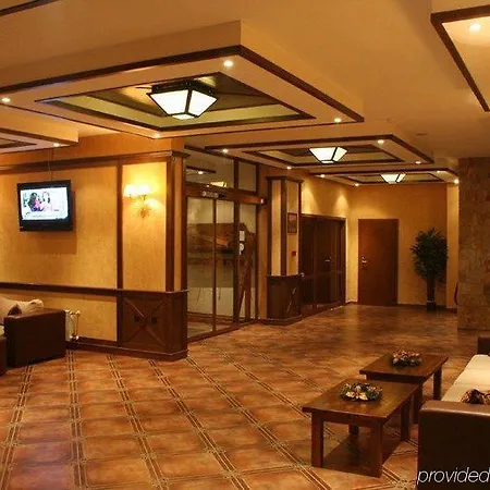 埃维莉娜宫殿酒店 酒店