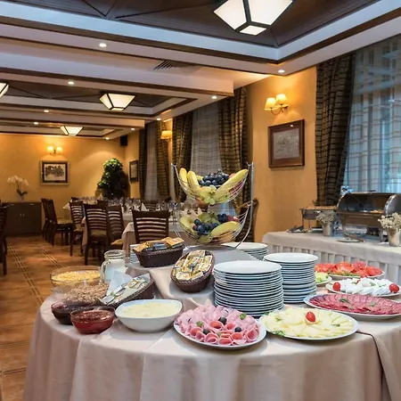 Hotell Evelina Palace